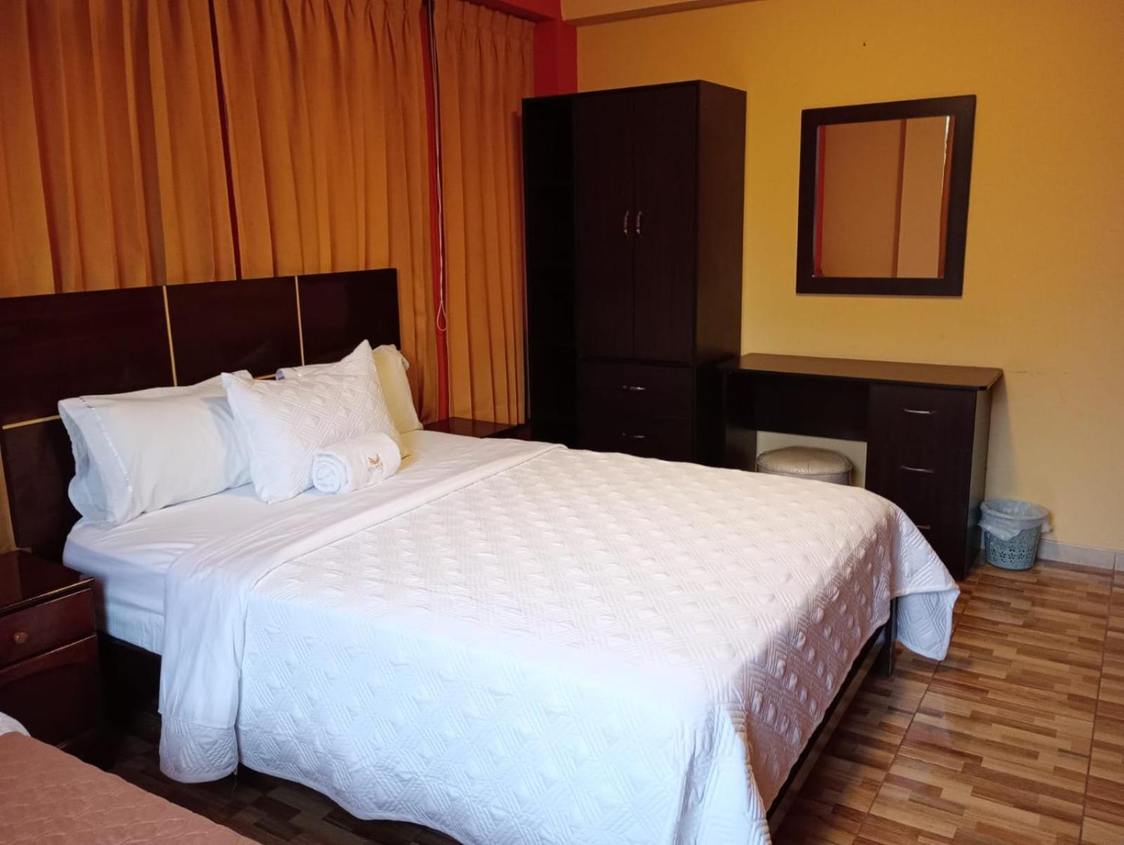 Madison Suite Tacna Buitenkant foto