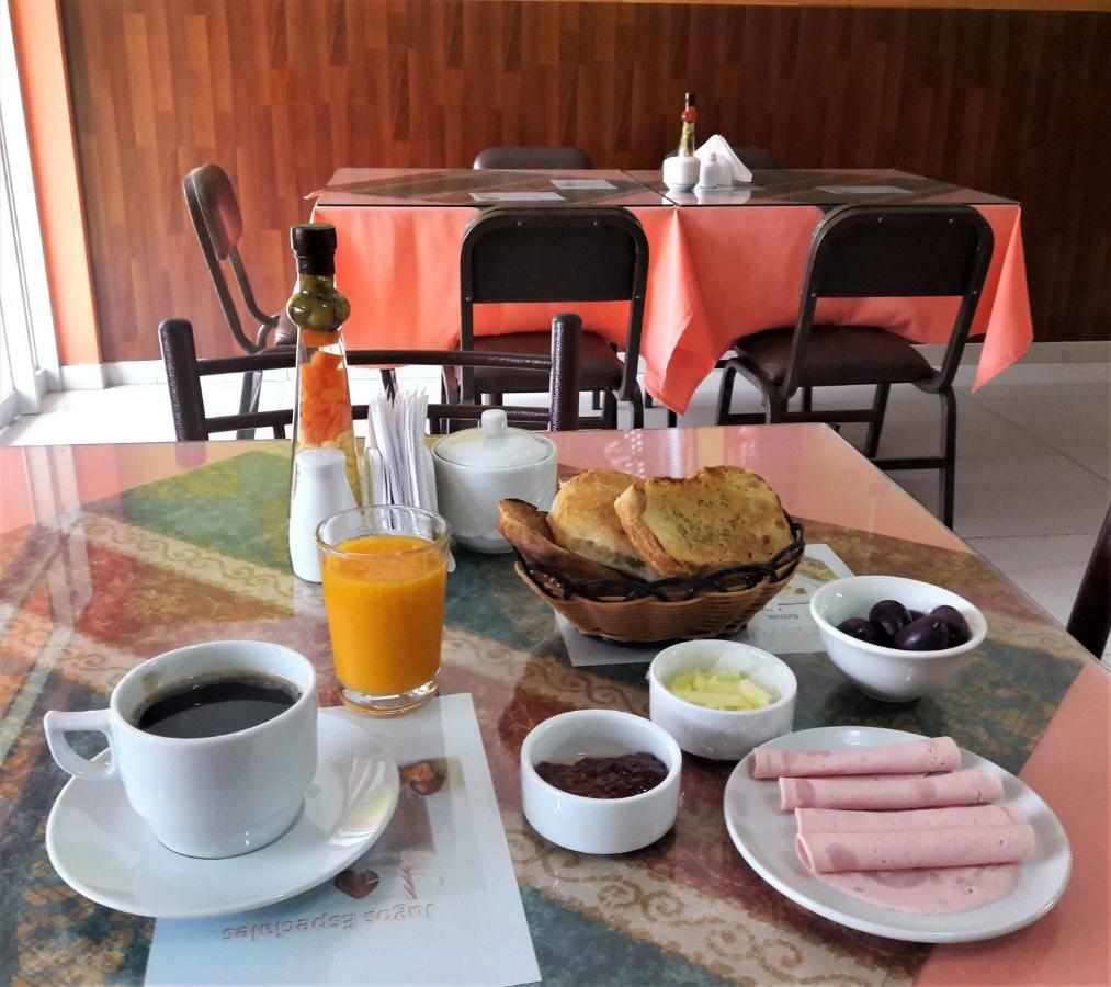 Madison Suite Tacna Buitenkant foto