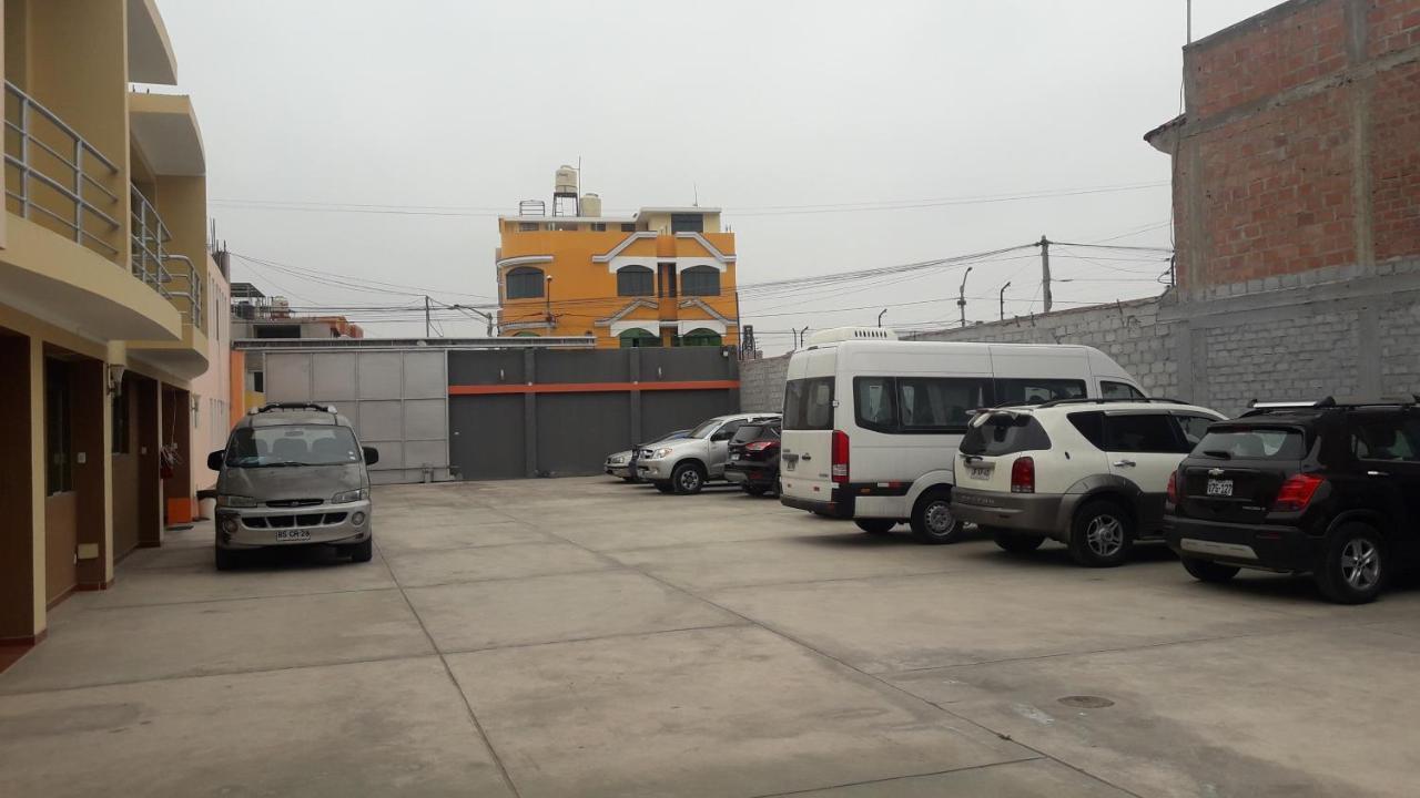 Madison Suite Tacna Buitenkant foto